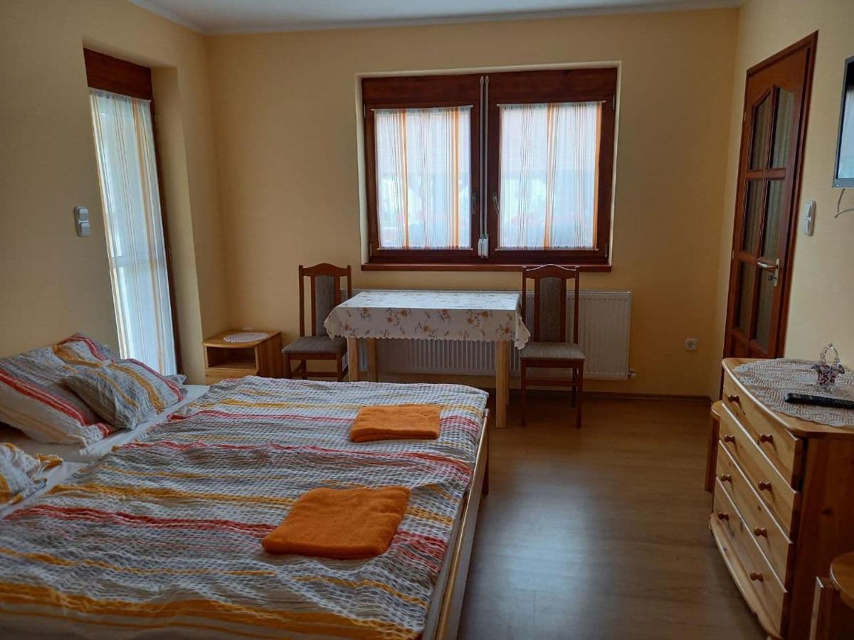 Kertesz Apartmanok Hegykő Exteriör bild